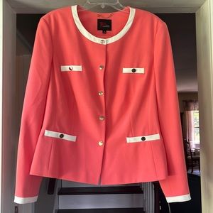 Women’s blazer dress jacket